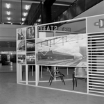 837398 Afbeelding van de tentoonstelling Het Station van de N.S. te Rotterdam.